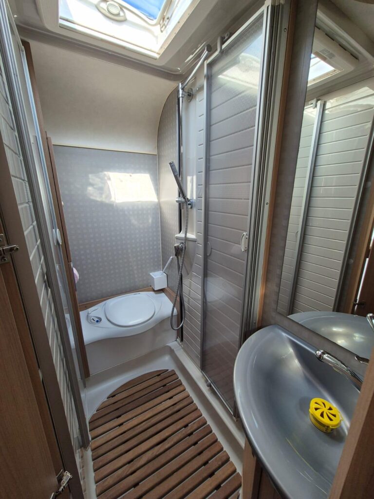 WhatsApp Image 2025-09-22 at 12.16.25 (1)