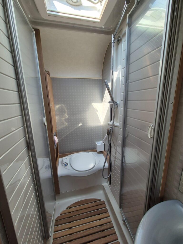 WhatsApp Image 2025-09-22 at 12.16.25 (7)