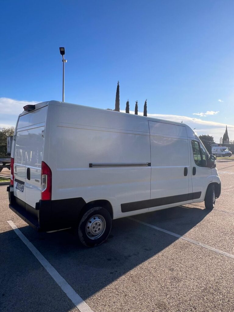 WhatsApp Image 2025-11-20 at 15.55.16 (1)